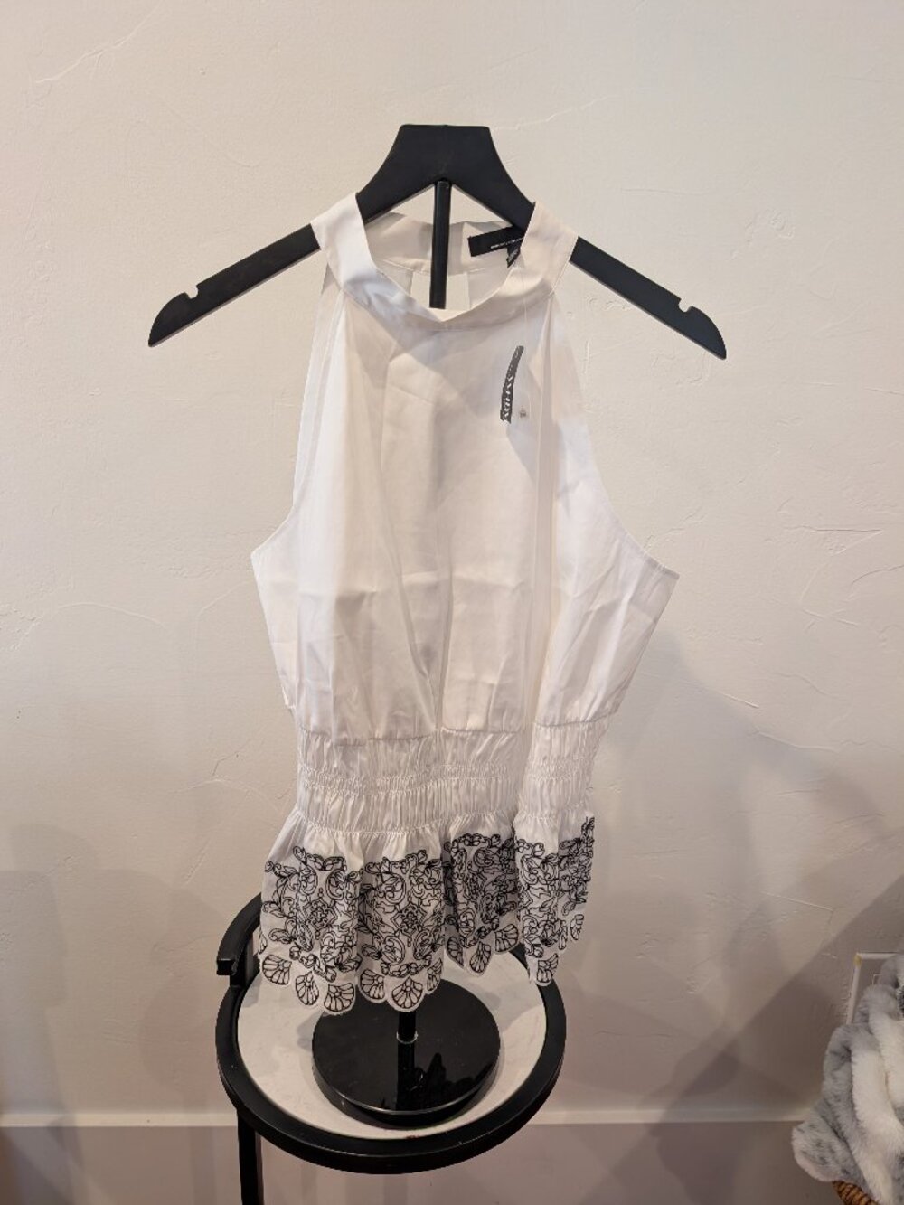 White House Black Market • Embroidered Cutout Poplin Top • White/Black • Size 10